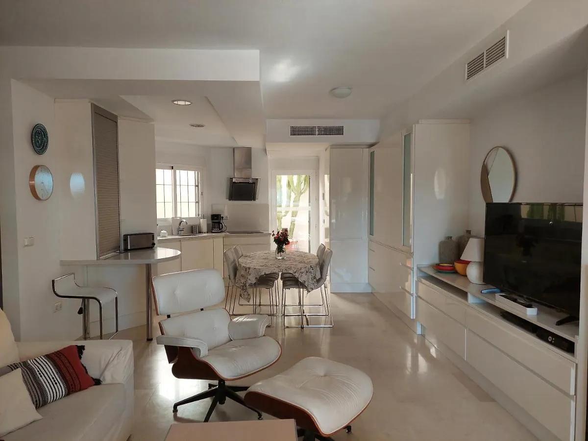Townhouse With Beautifull Sea View In Costabella Villa Marbella 0*,  Spain