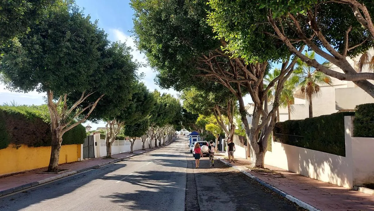 הוילה מארבלה Townhouse With Beautifull Sea View In Costabella ספרד